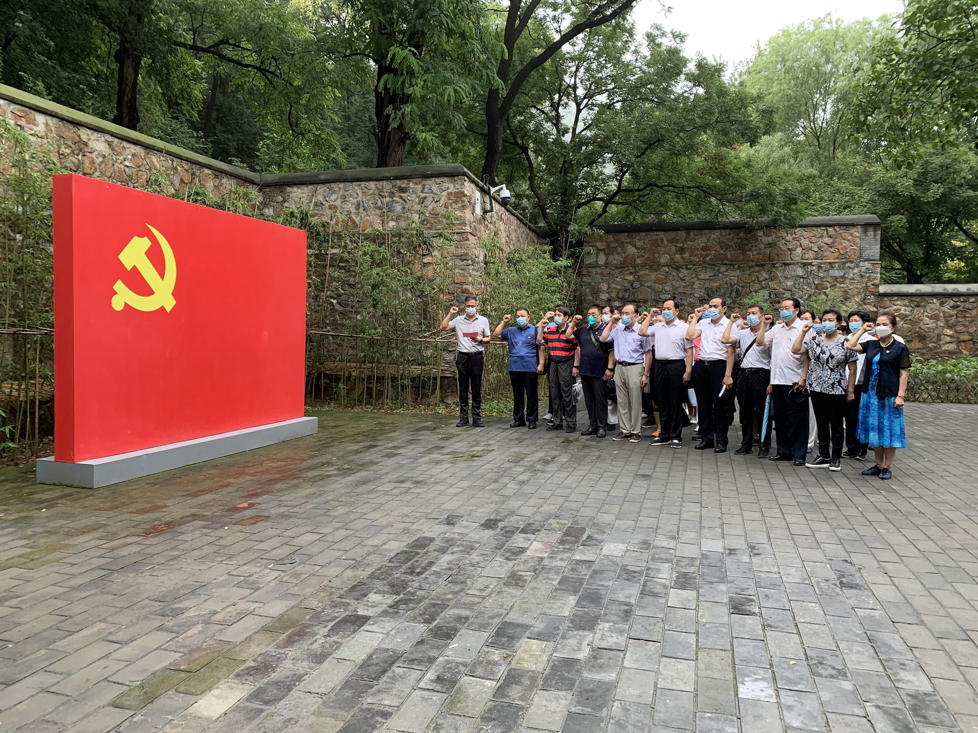 重温入党誓词123.jpg